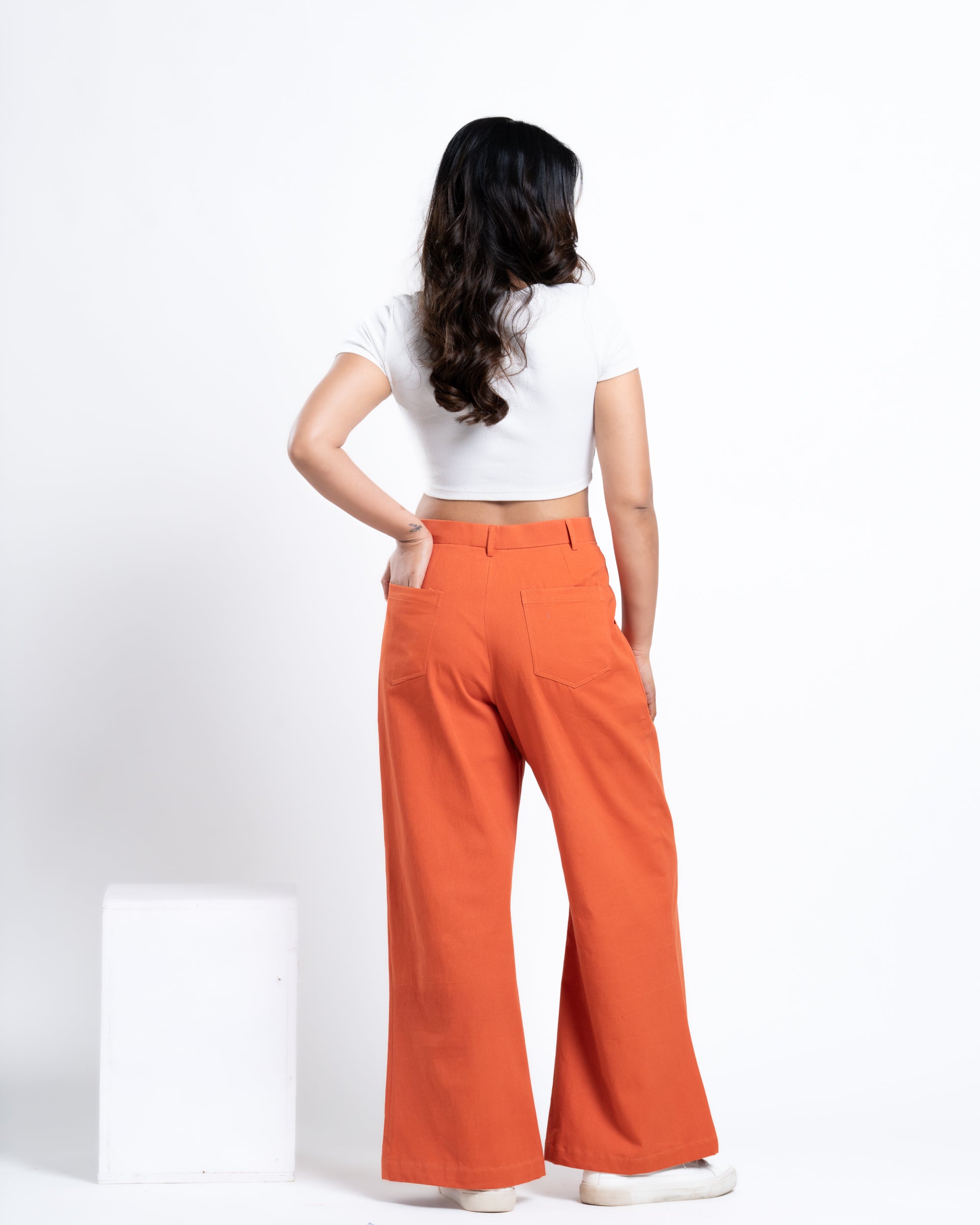Wide-Leg Pleated Pants Burnt Orange