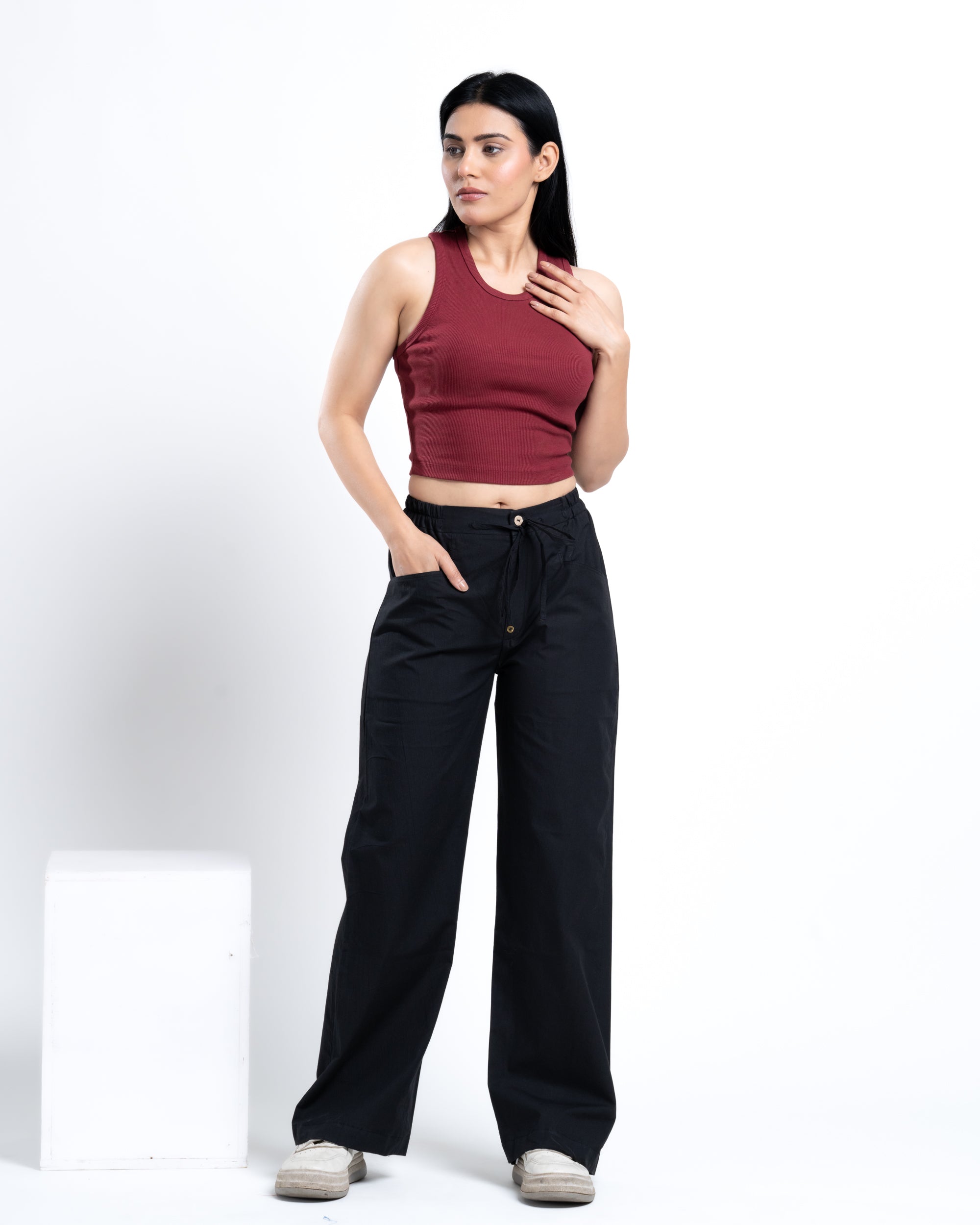 High Rise Relaxed Fit Black