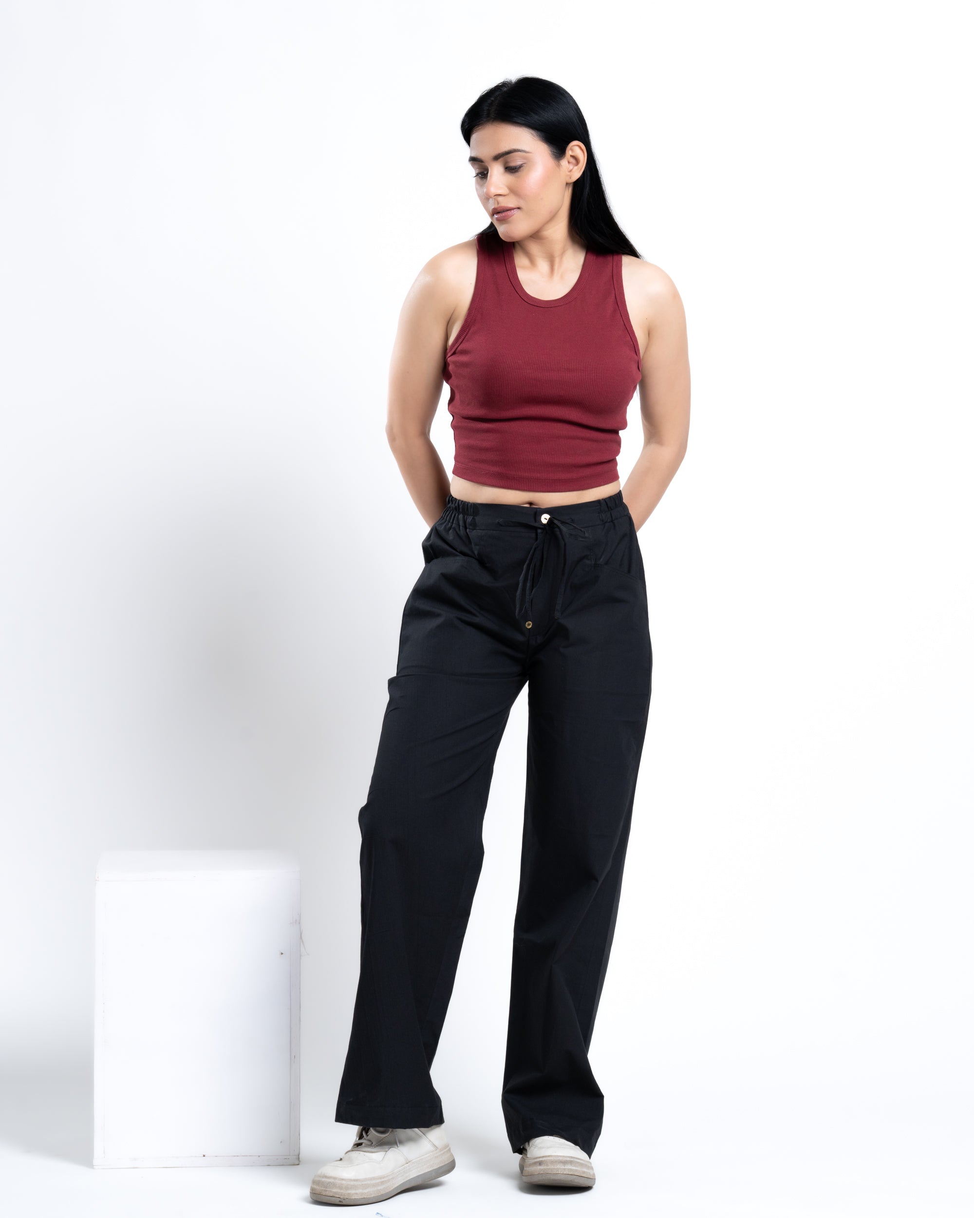 High Rise Relaxed Fit Black