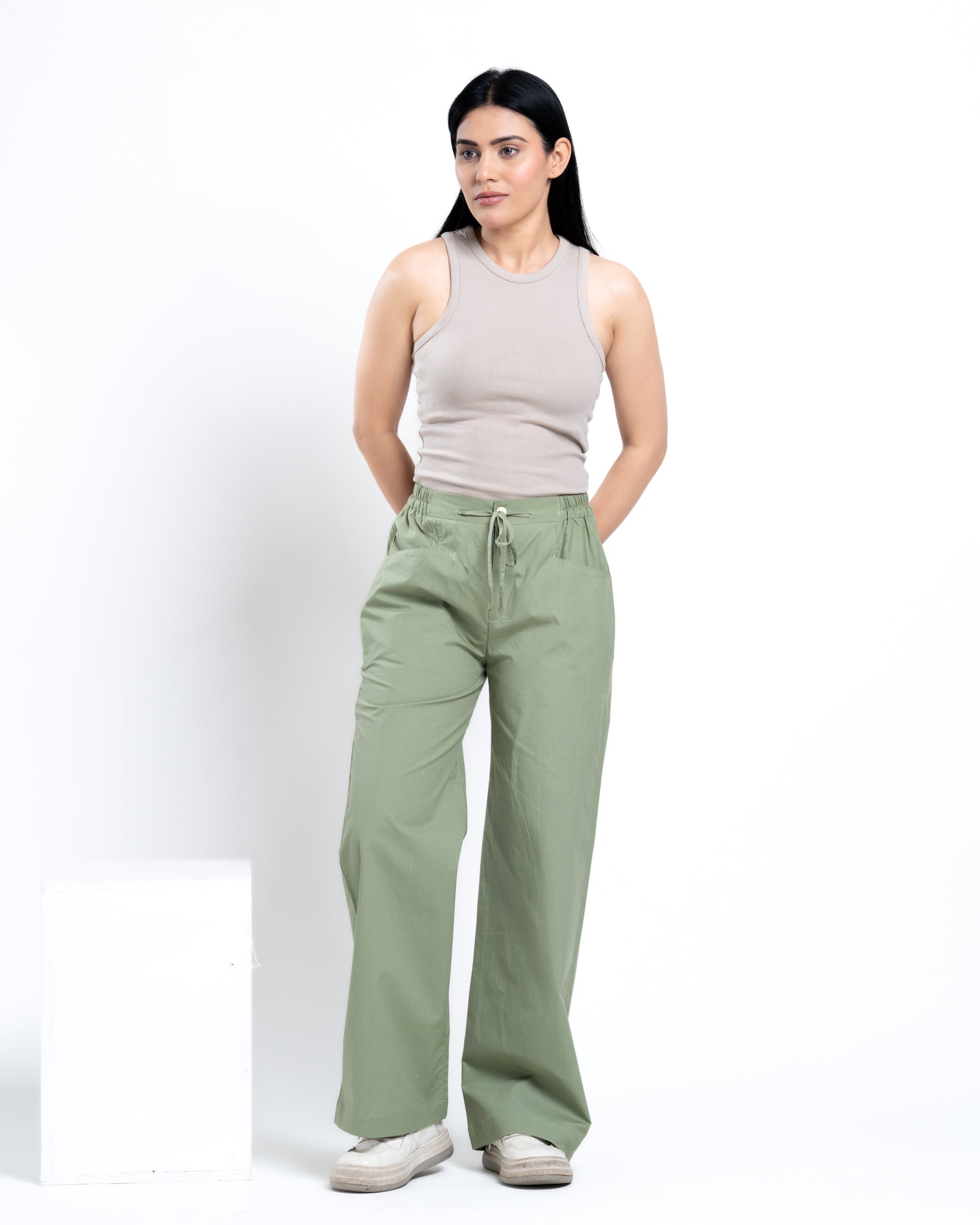 High Rise Relaxed Fit Pistachio Green